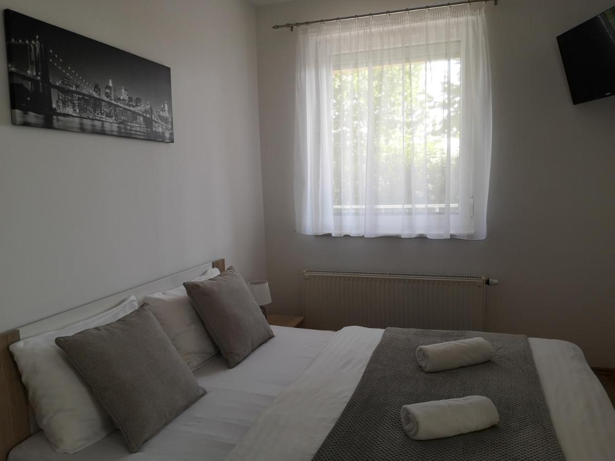 Hanna Apartman Bük Buitenkant foto