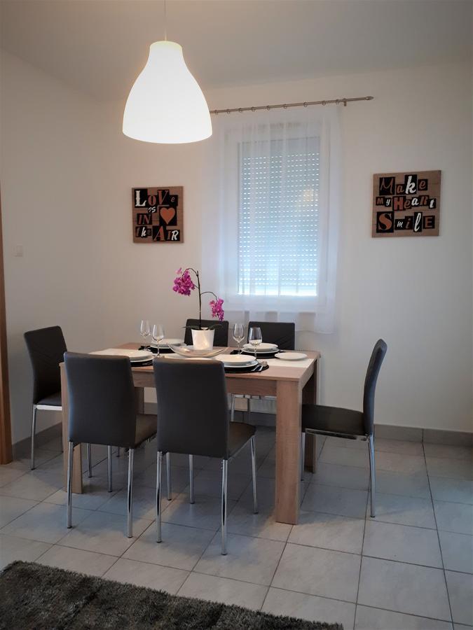 Hanna Apartman Bük Buitenkant foto
